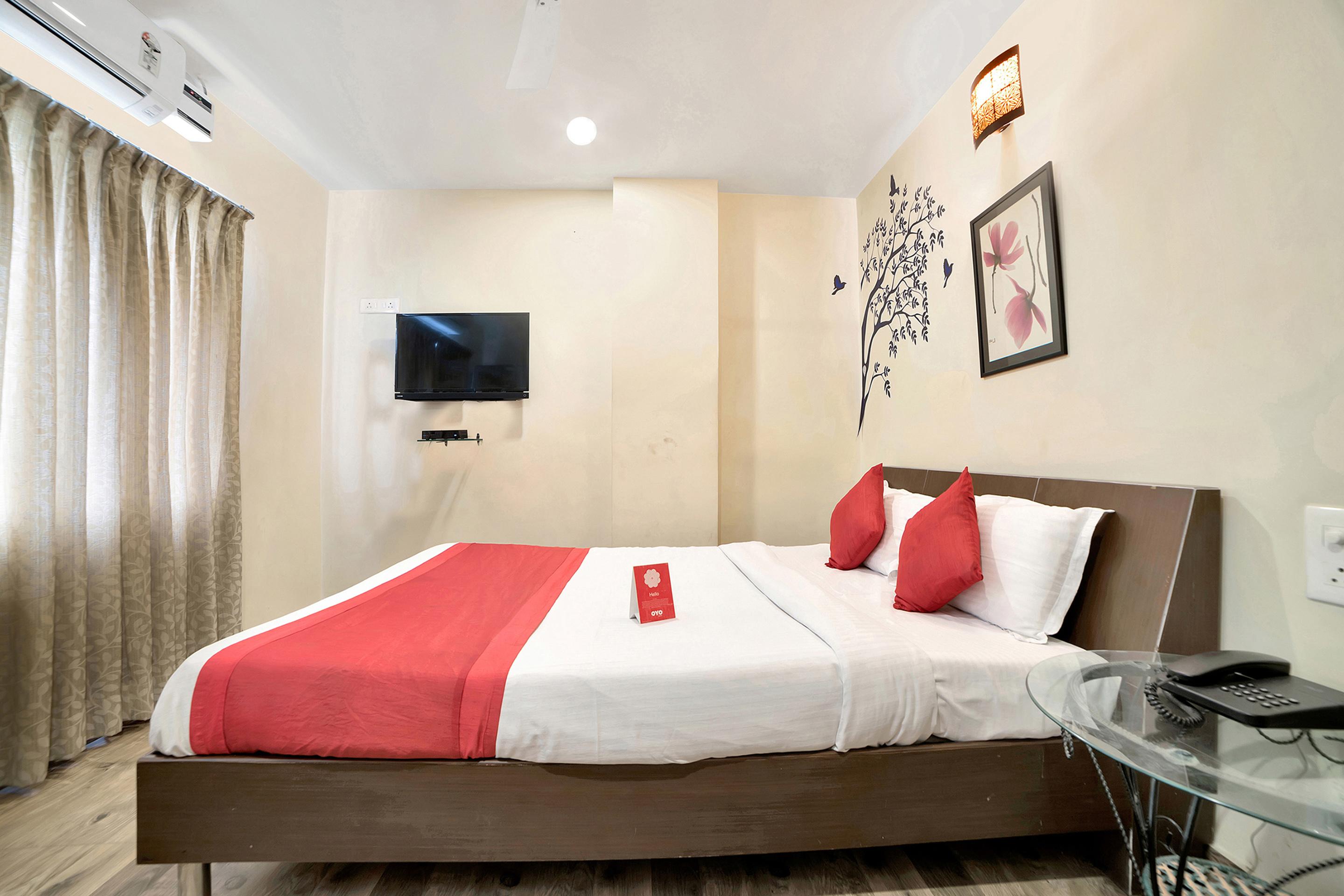Oyo 674 Apartment Hotel Manar Luxury Suites ไฮเดอราบัด ภายนอก รูปภาพ