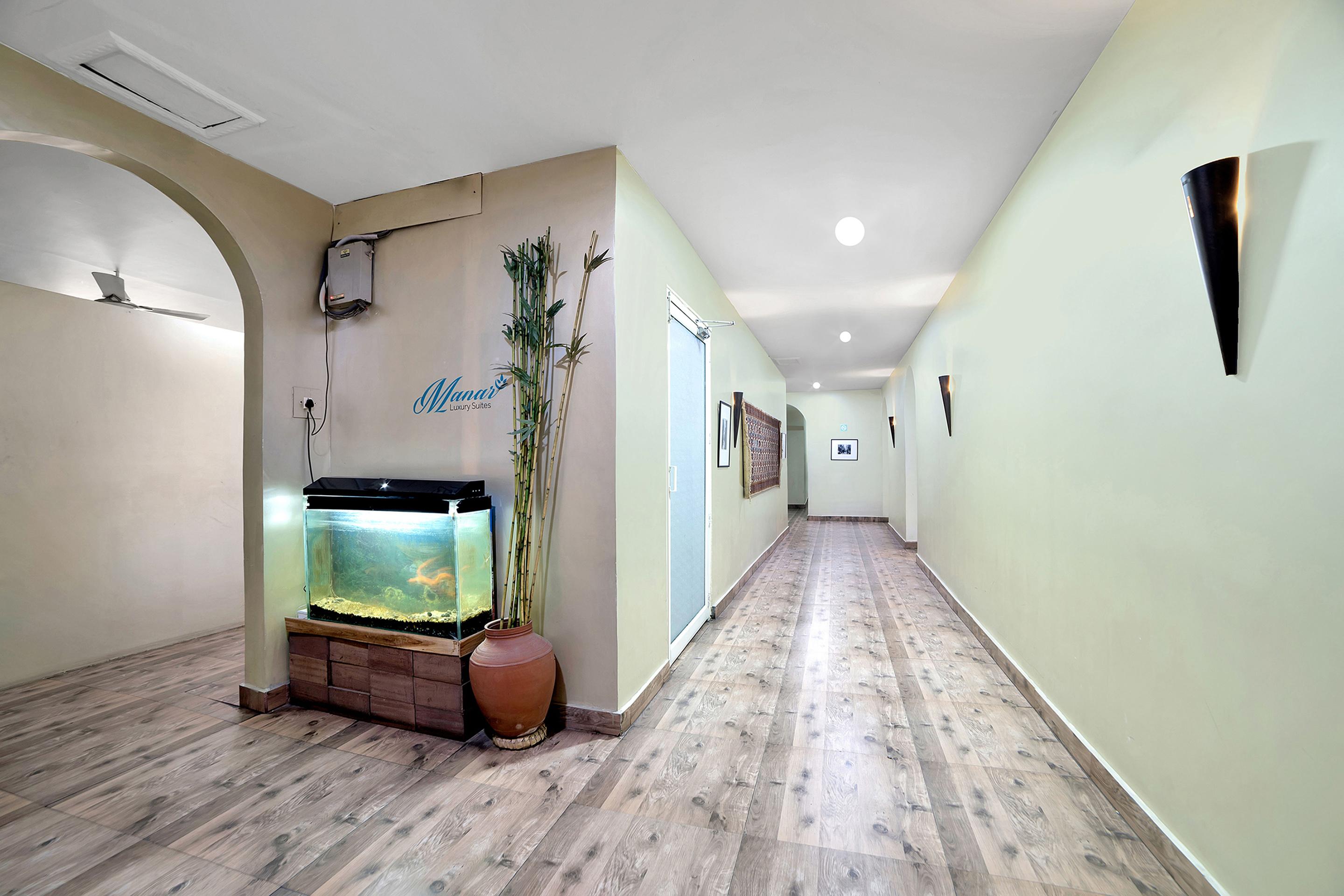 Oyo 674 Apartment Hotel Manar Luxury Suites ไฮเดอราบัด ภายนอก รูปภาพ