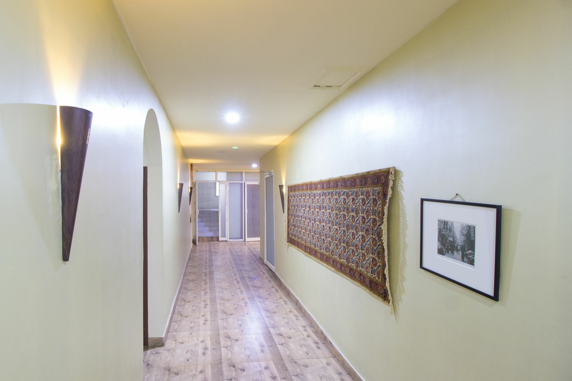 Oyo 674 Apartment Hotel Manar Luxury Suites ไฮเดอราบัด ภายนอก รูปภาพ