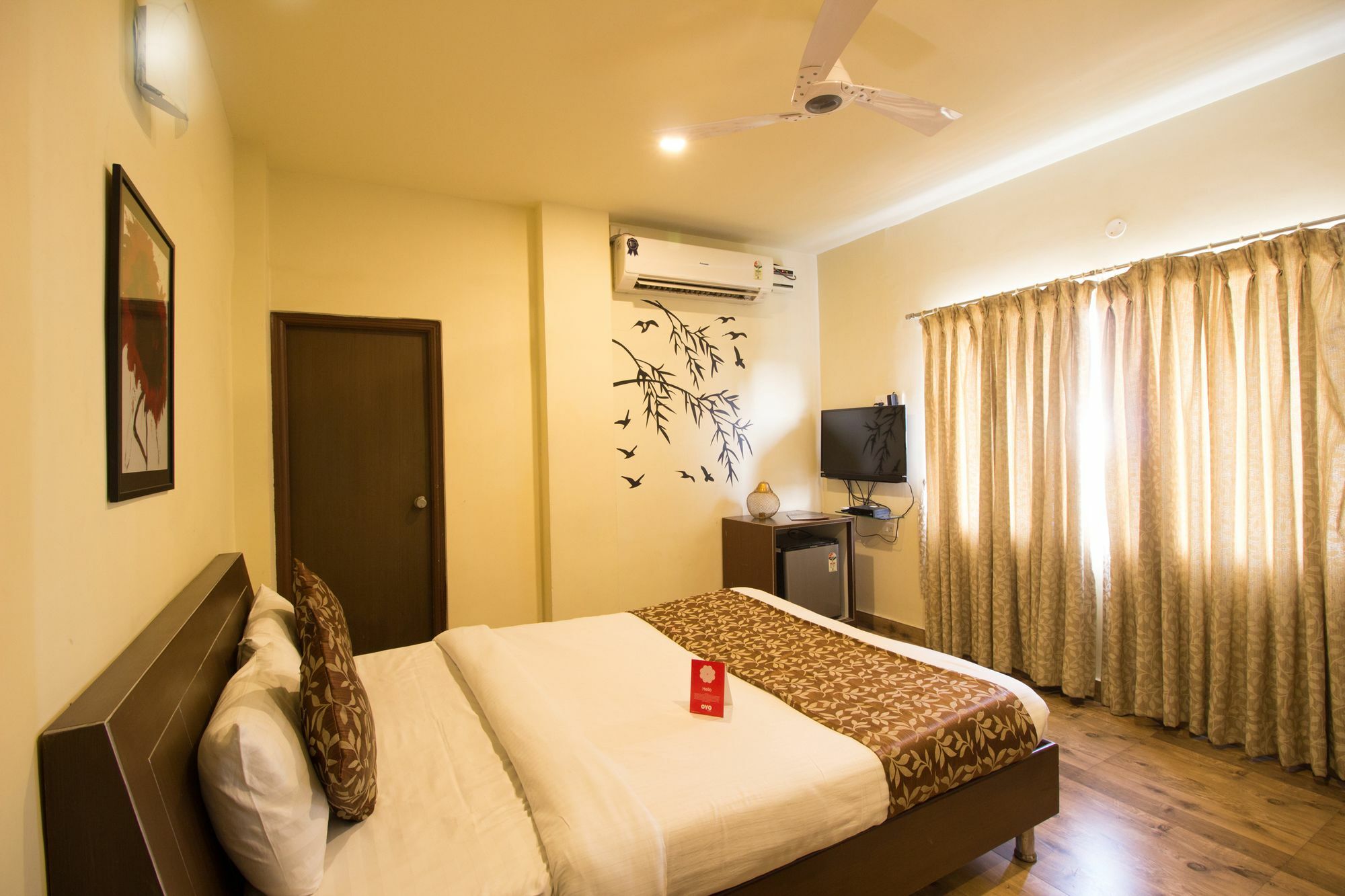 Oyo 674 Apartment Hotel Manar Luxury Suites ไฮเดอราบัด ภายนอก รูปภาพ